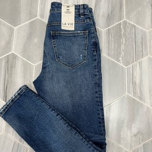 La Vie Rebecca Taylor NWT High Rise straight leg jeans 26 / 2